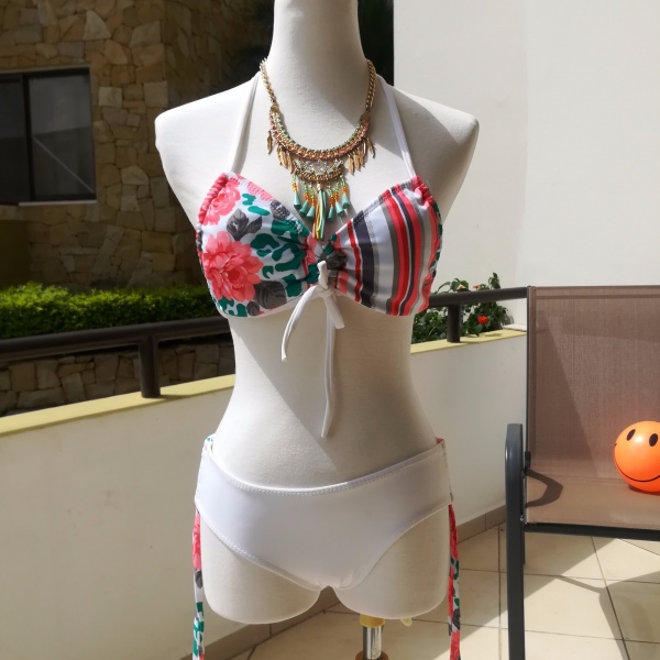 Bikini Triángulo